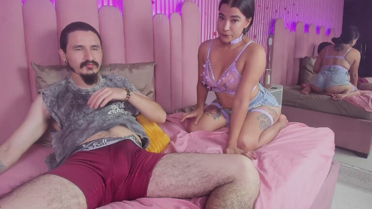 EmmaSuarez's Streamate show and profile