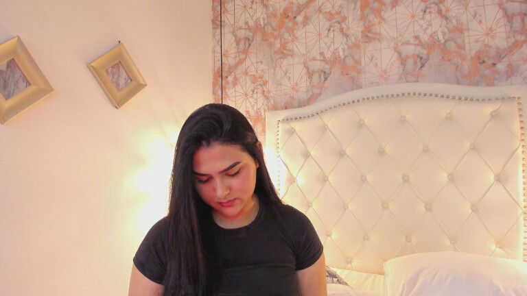 SaharaLyn's Streamate show and profile