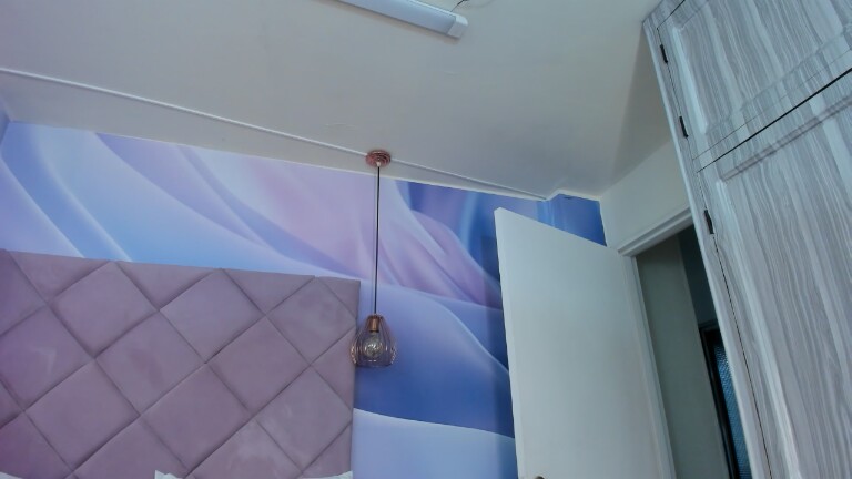 ViolletaRosse's Streamate show and profile