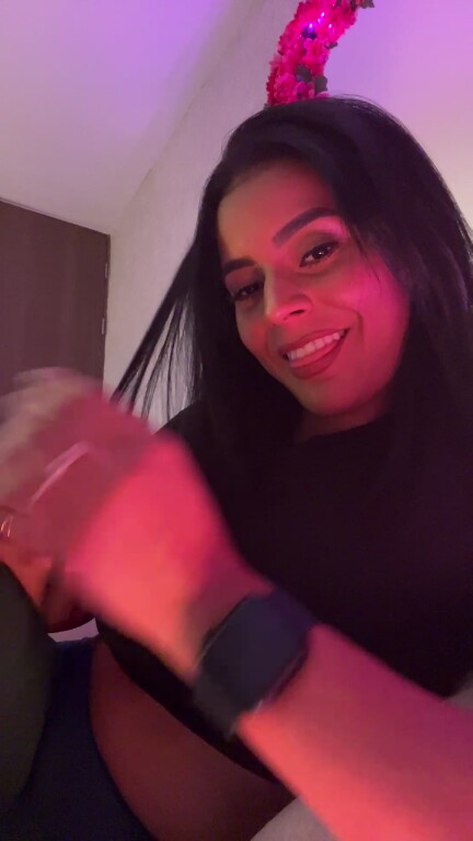 DanielaLorens's Streamate show and profile