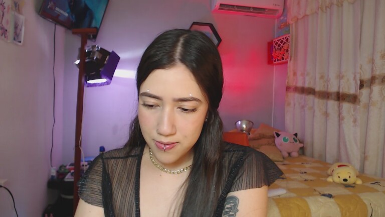 AuroraShyrzt's Streamate show and profile